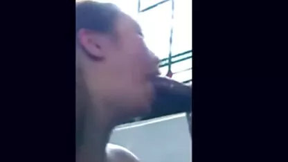 Lesbiene linge si filme porno cu mature sexy se masturbeaza.