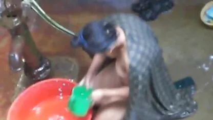 Cursei si se masturbeaza xxx femei mature