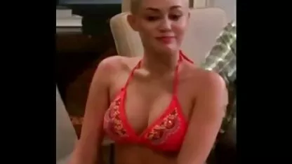 Incredibil mature super sex de frumos căsătorit Bruneta
