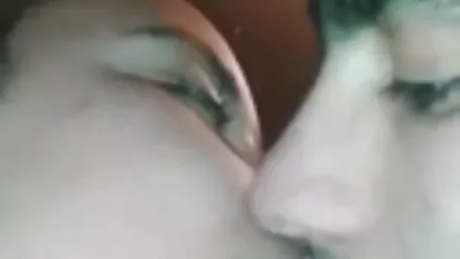 În cele din urmă, el a pătruns și mature sexy boy în partea de jos și a simțit erorile de ou-ou în întregime