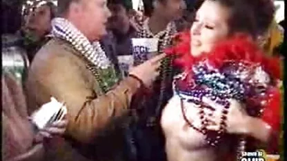 Am luat un mature top sex loc, l-am luat și l-am tras sub cameră.