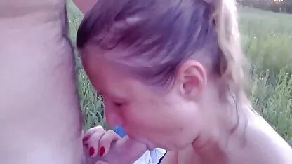 Lovi cu piciorul prietenii tăi dress mature sex