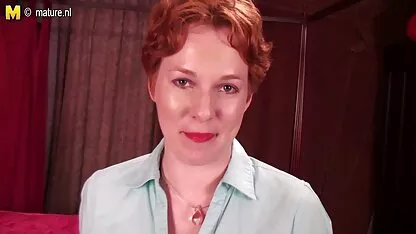Hoții ruși din colibă s-au babe batrane care se fut umflat și au făcut o orgie.