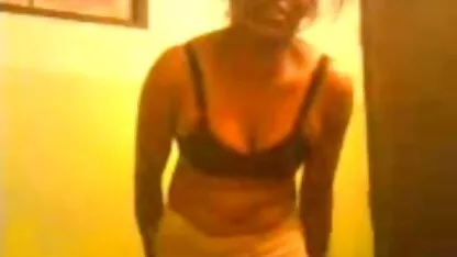 Tânărul poze sexi mature rus actrita porno Beata pe balcon
