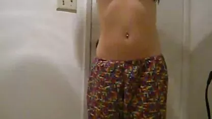Nastya în filme porno cu femei grase si batrane colanți vrea sex anal